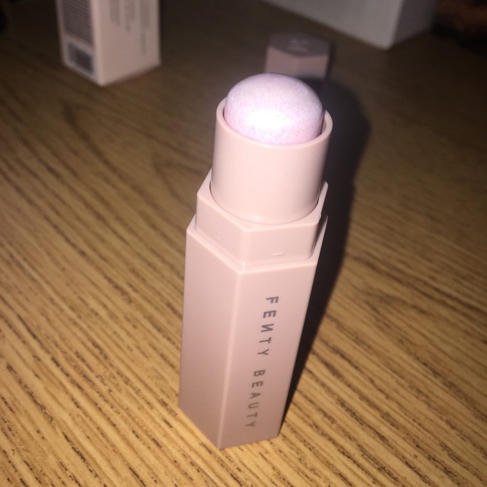 Brand New Fenty Beauty Match Stix in “CONFETTI”